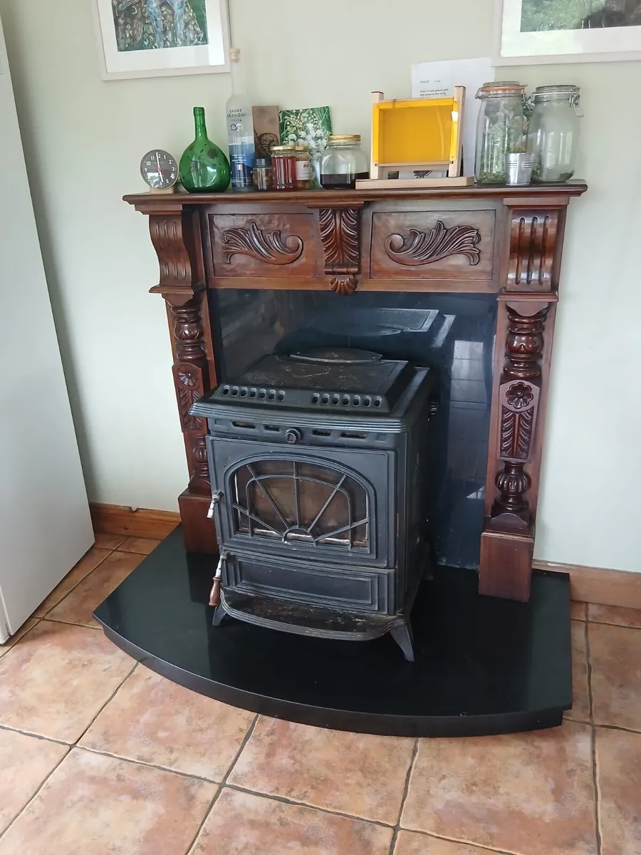 Stove and surrounding