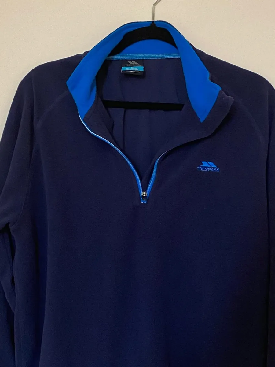 Trespass activewear Navy fleece - size L - 1/4 Zip - Image 3