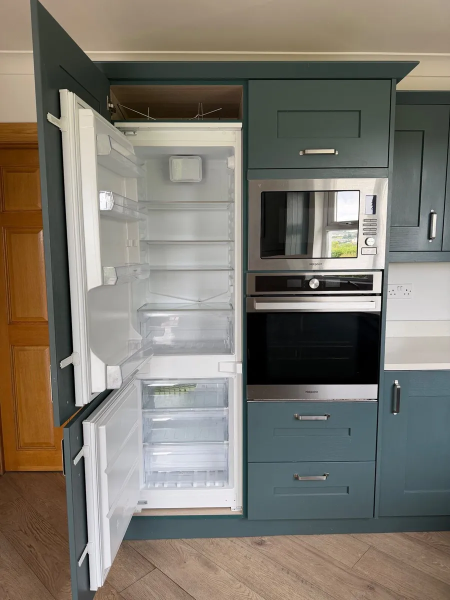 Kitchen and utility setup, all appliances shown - Image 4