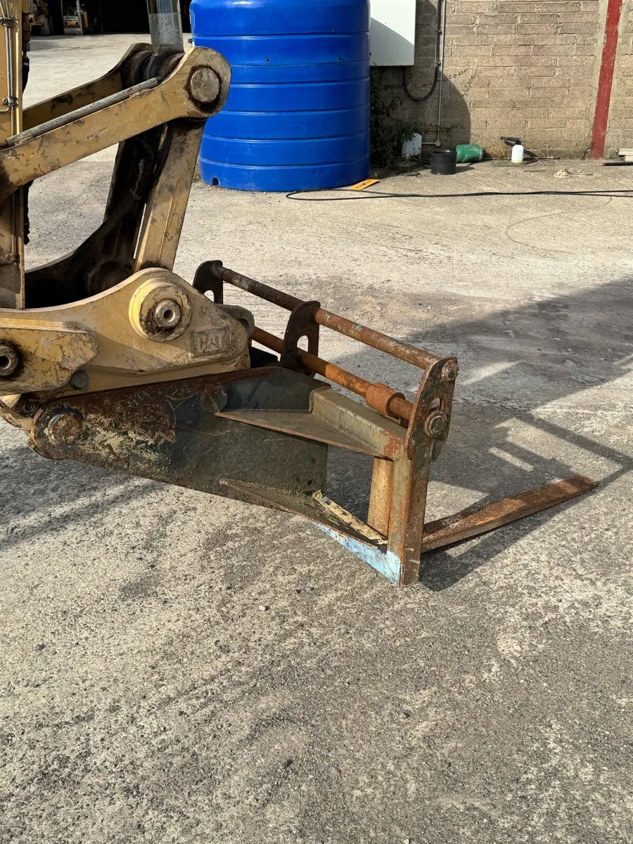 80mm Scott Floating Digger Pallet Forks - Image 3