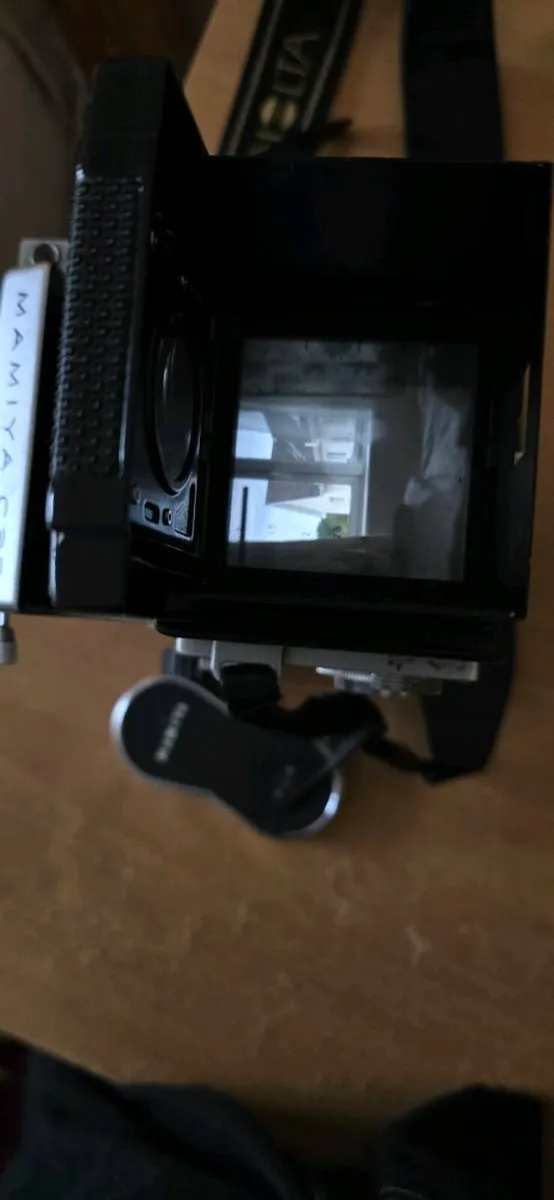 Medium format film camera - Image 2