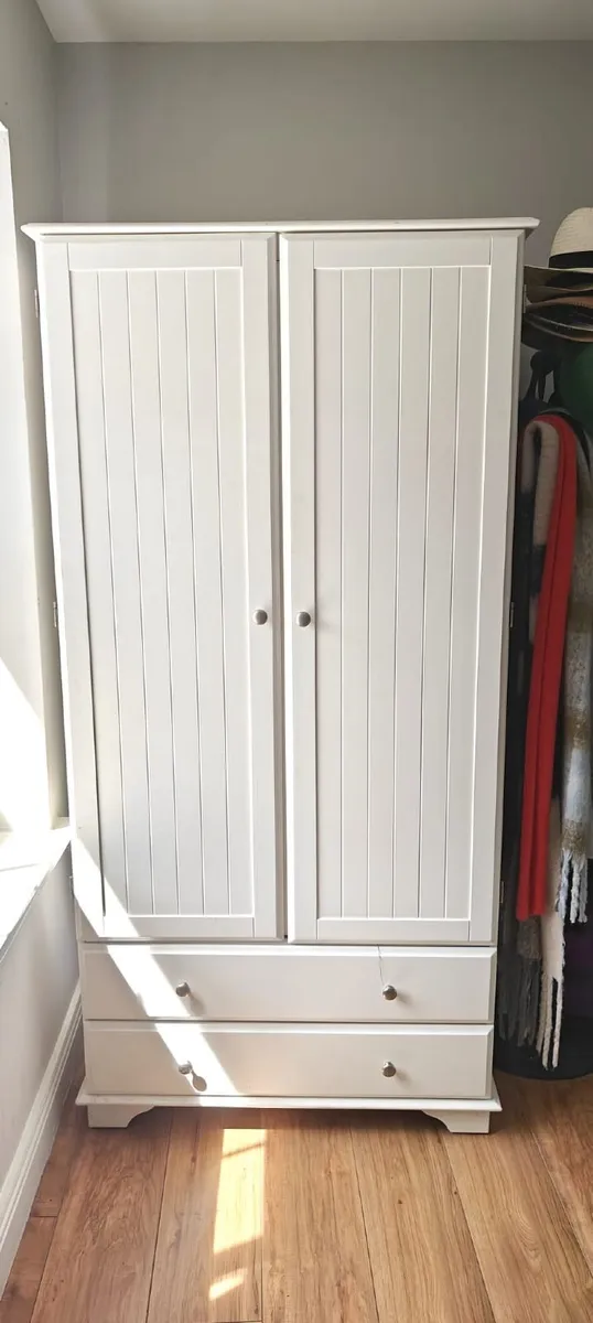 Good quality double wardrobe with drawers - Image 1