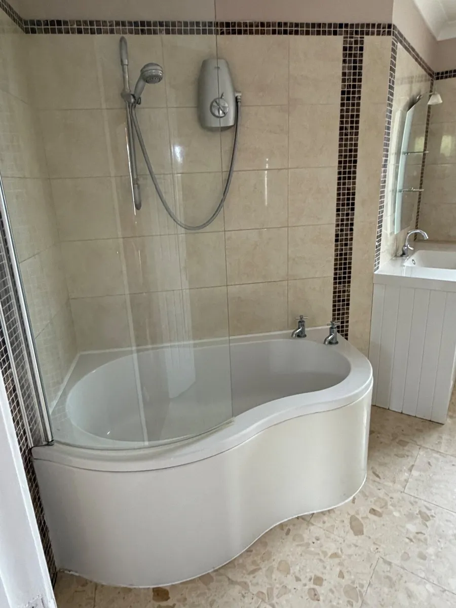 Bath - Image 3
