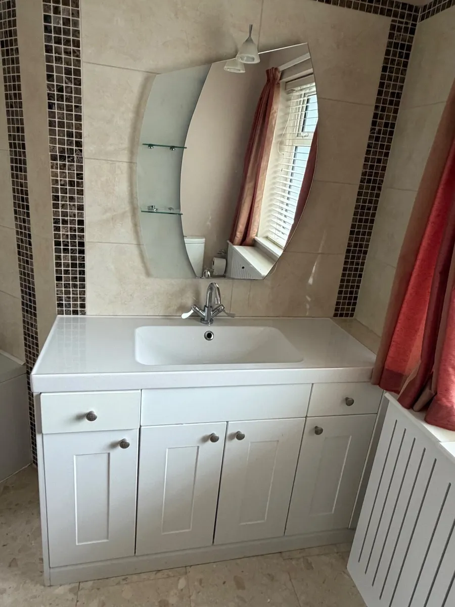 Bath - Image 4