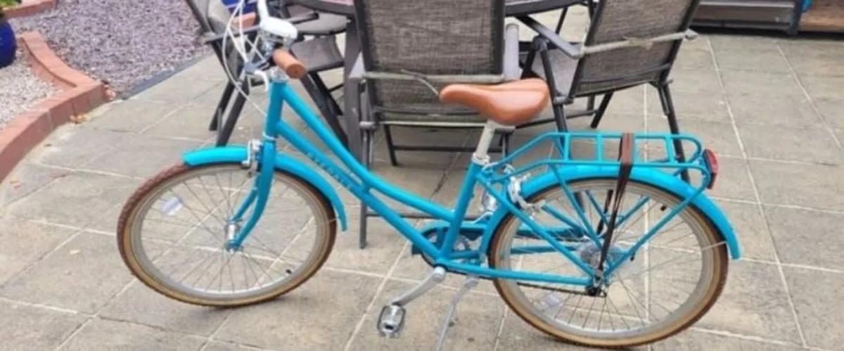 Child's bike - Image 1