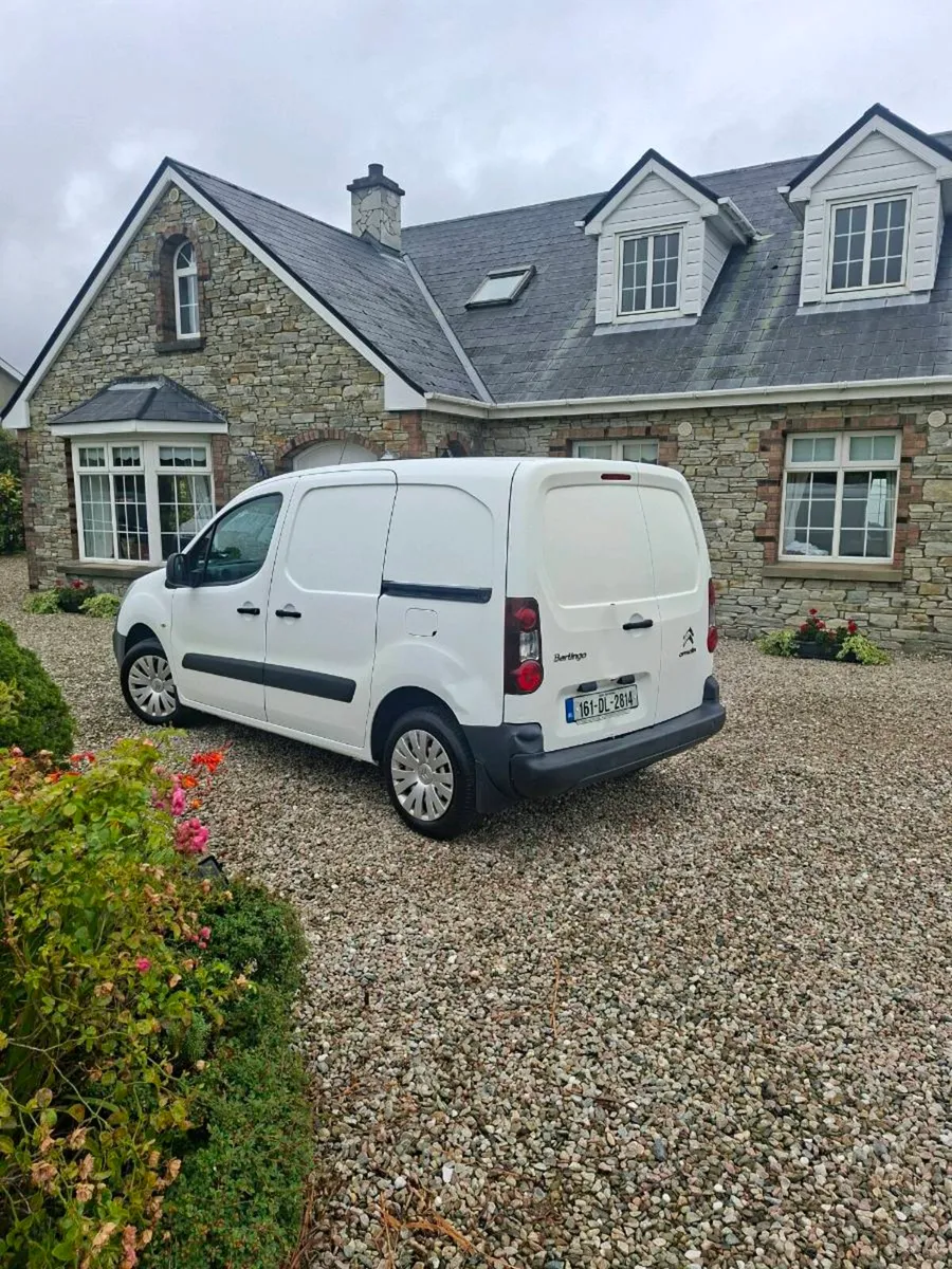 Van - Image 1