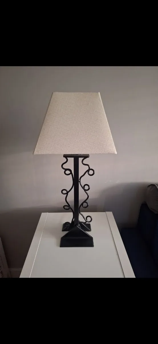 Cast Iron Lamp - Image 3