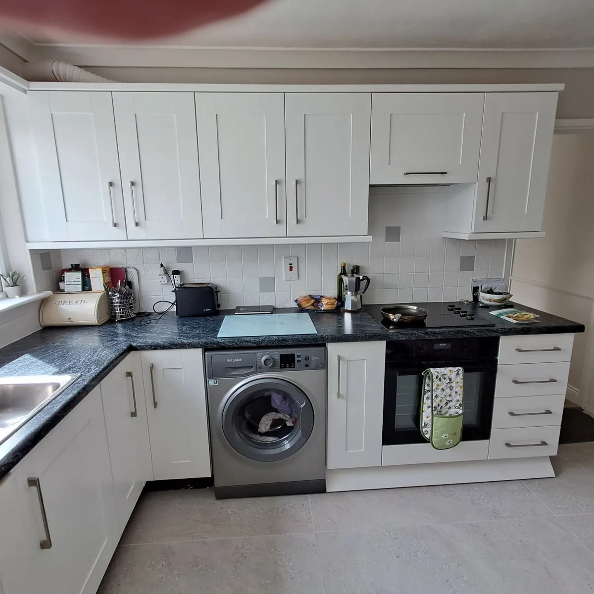Fitted Kitchen - Image 1