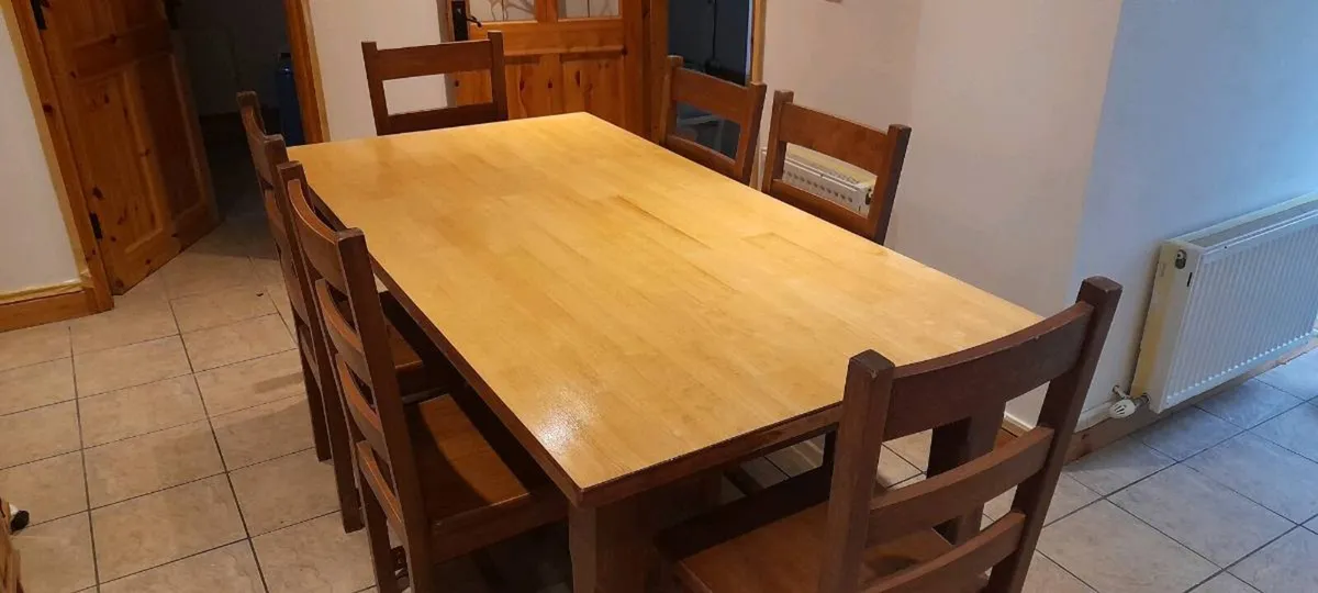 Rubberwood table and 6 chairs - Image 2