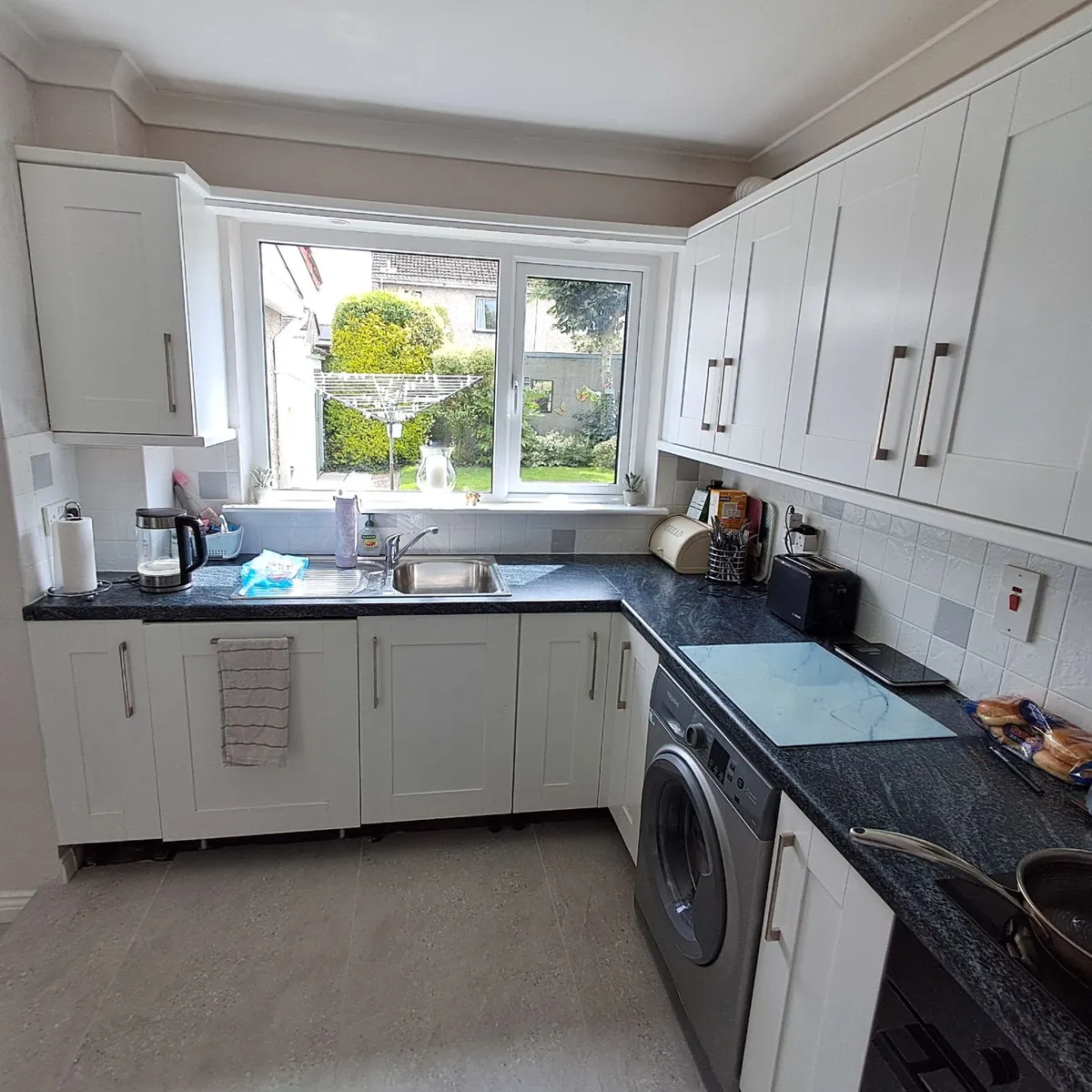 Fitted Kitchen - Image 2