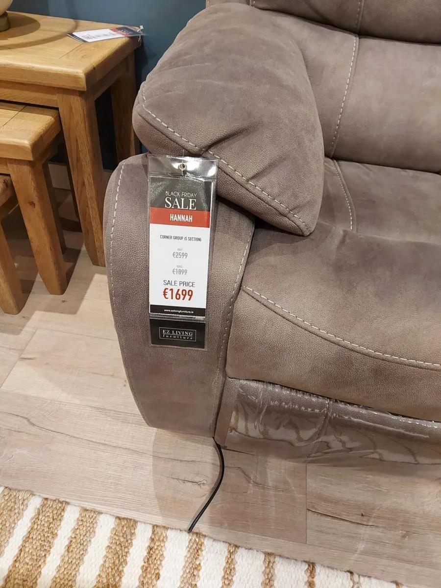 Ez living 5 seat corner sofa and matching armchair - Image 1