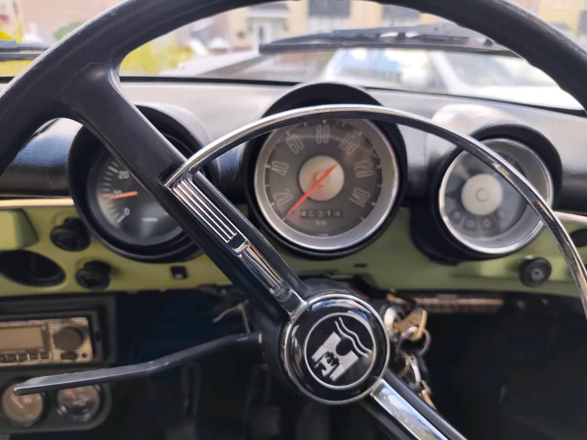 VW Variant - Image 3