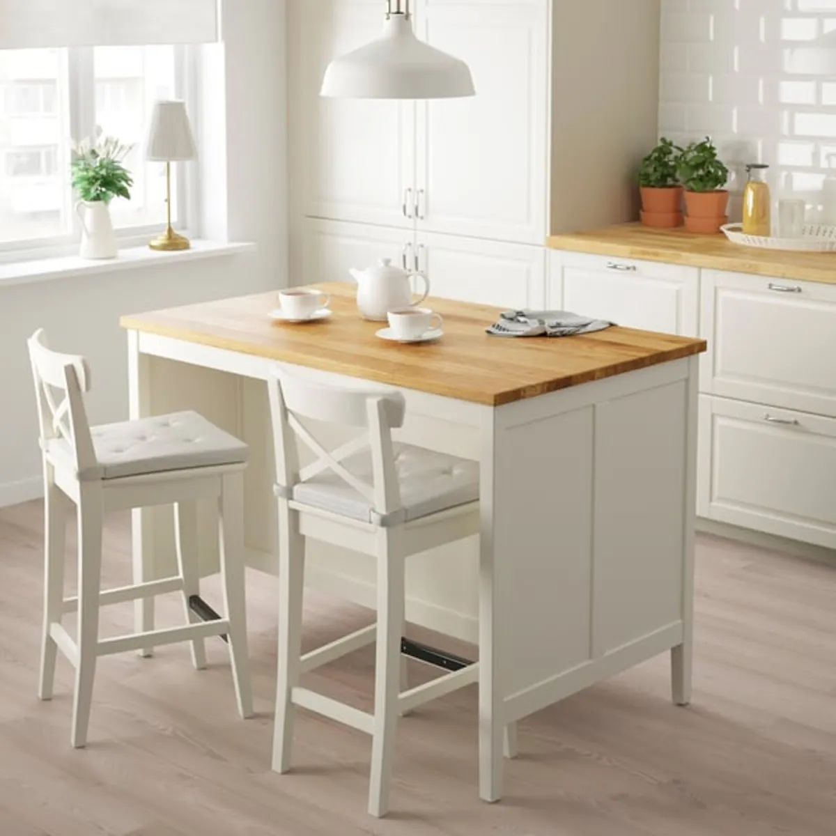 Kitchen island and tv table - Image 1