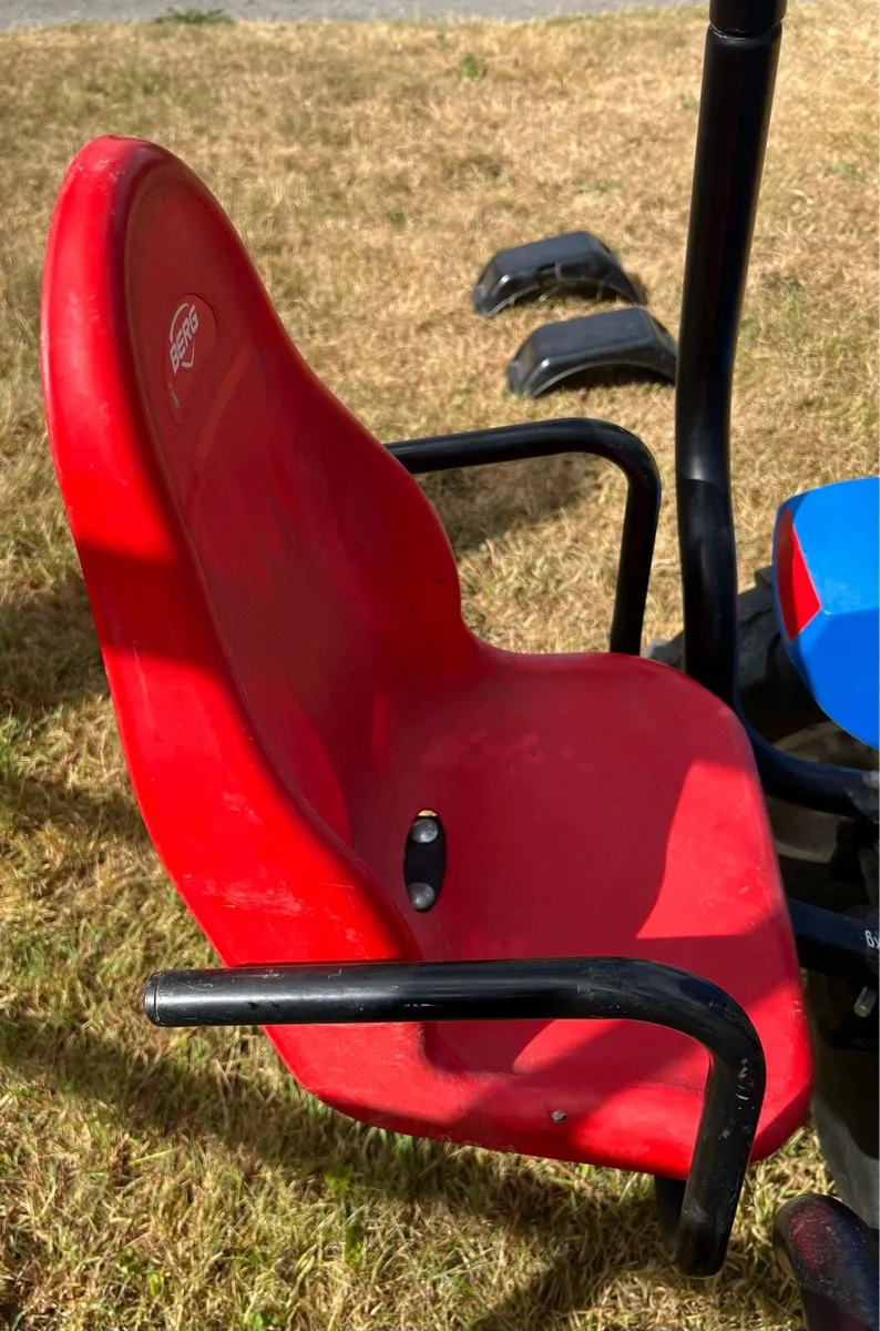 Berg Kart Passenger Seat & Mud Guards - Image 2