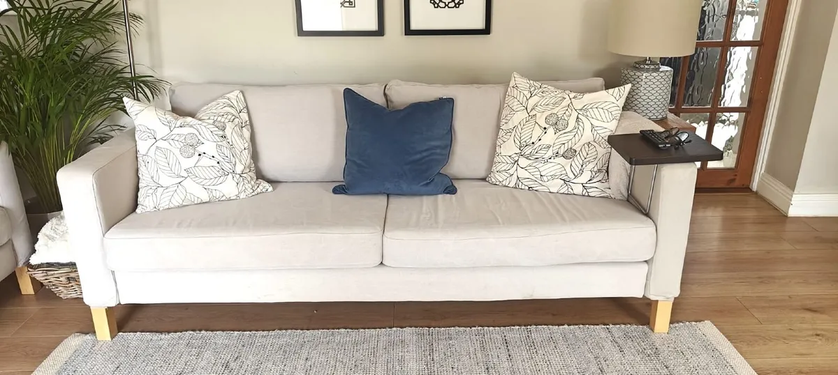 3 seater couch with machine washable covers - Image 3