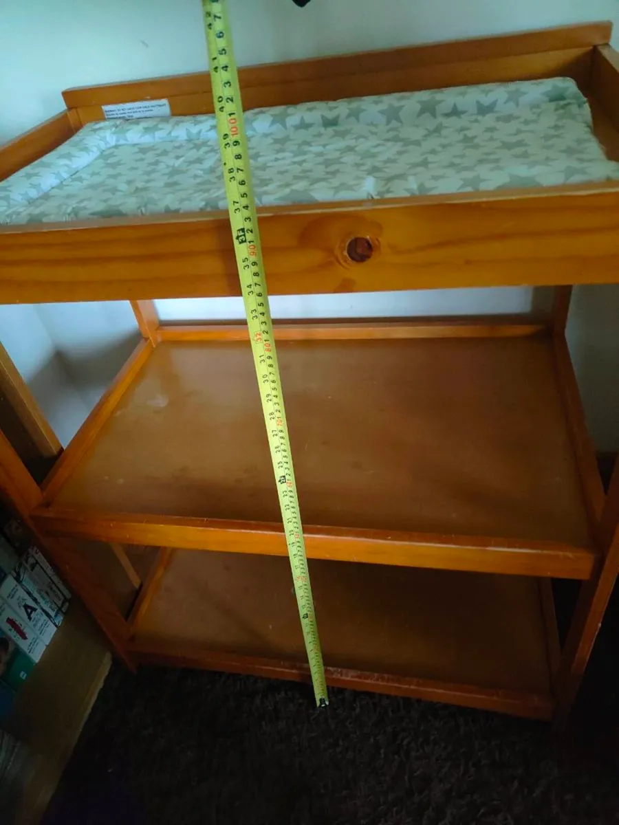 Baby changer / shelf - Image 2