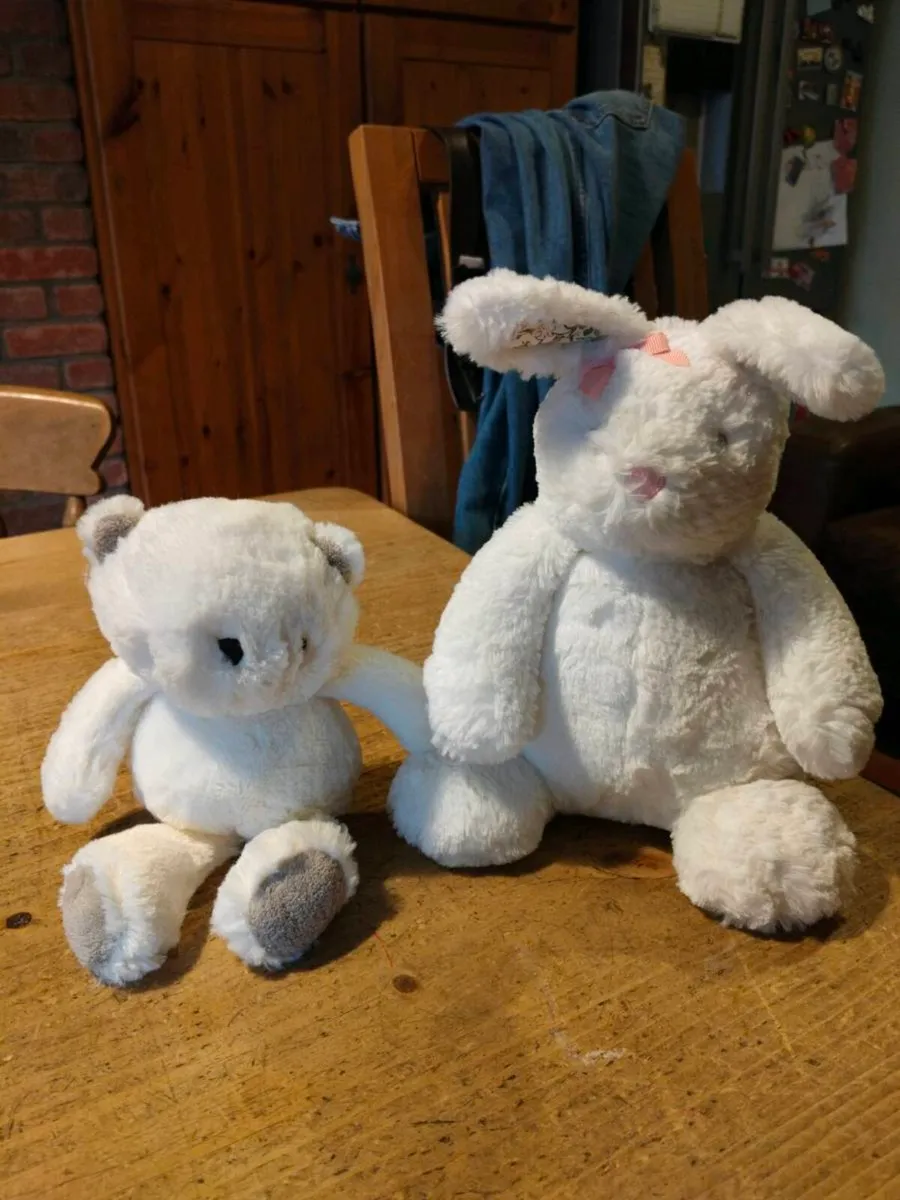 cuddly little friend is a "My First" Teddy Bear, M - Image 1