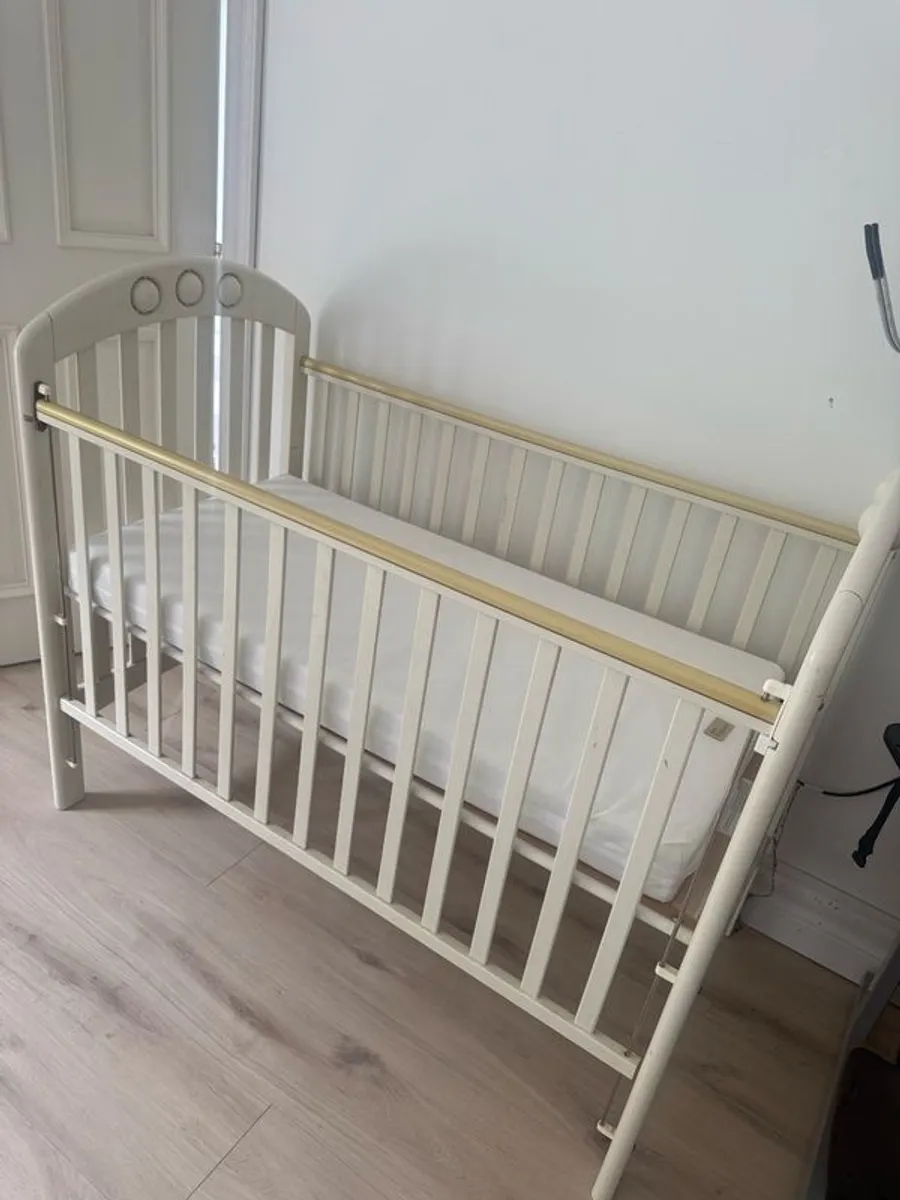 Mama's and Papa's Cot with new mattress - Image 1