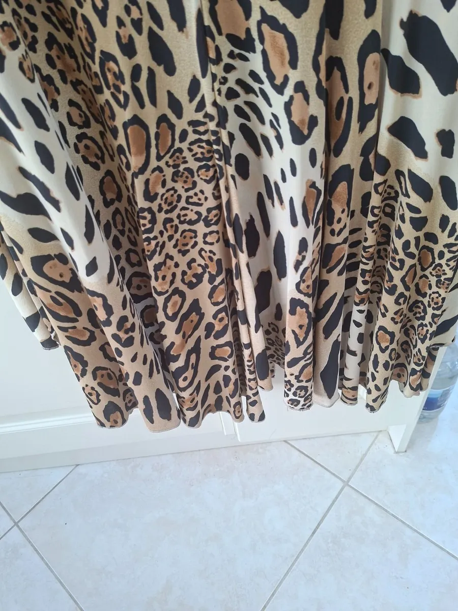 Skirt for sale - Image 3