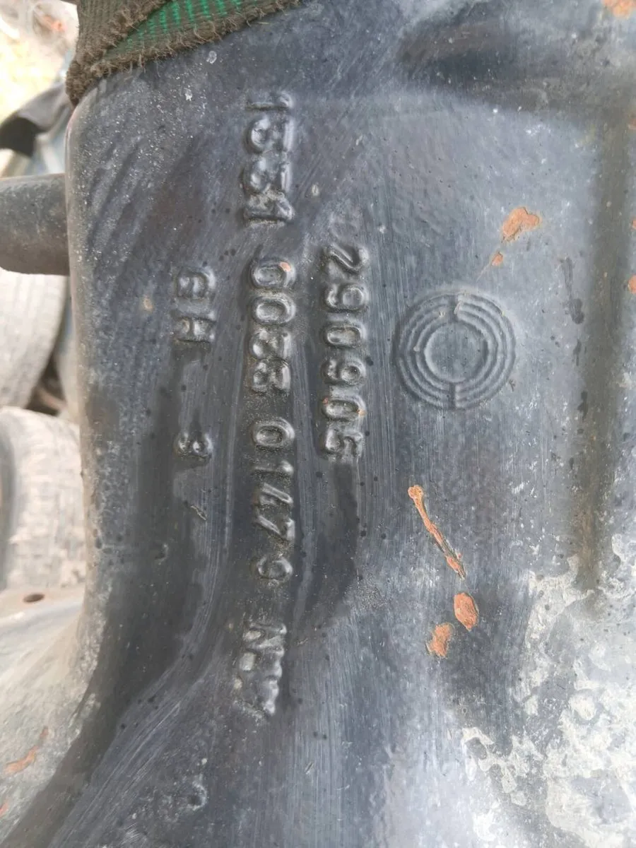 Deutz agrotron half shaft - Image 3