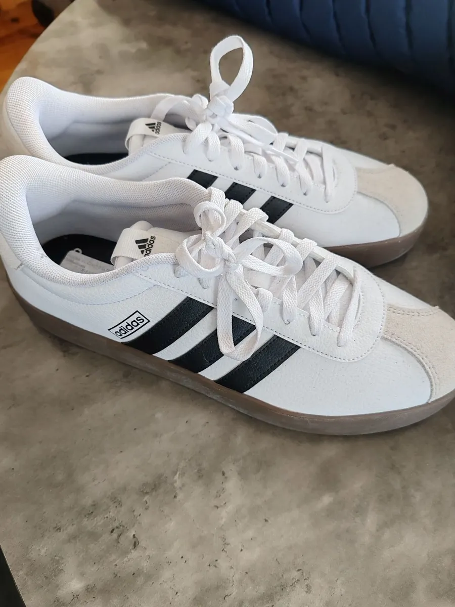 Adidas size 10.5 uk - Image 1