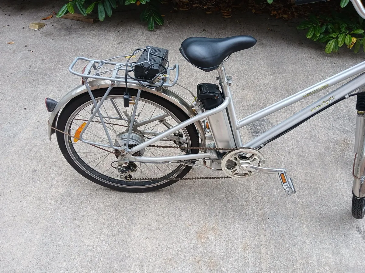 Ladies electric Bicycle - Image 3