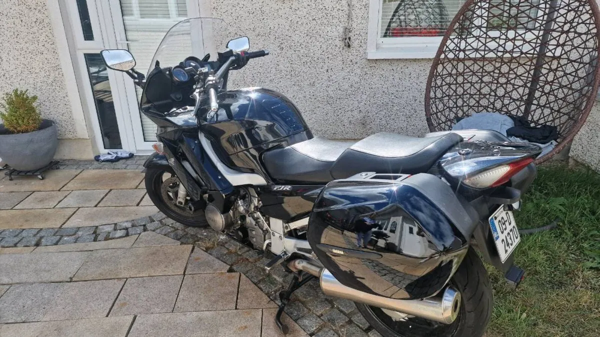Yamaha fjr 1300 - Image 2