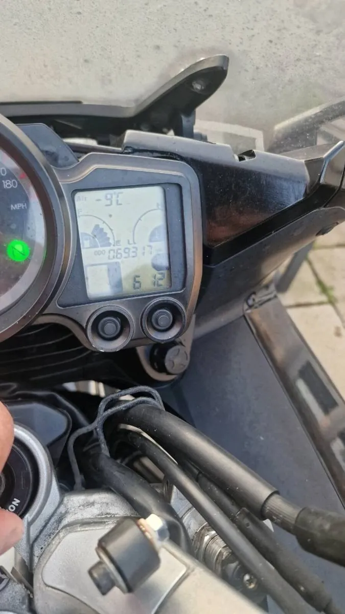 Yamaha fjr 1300 - Image 4