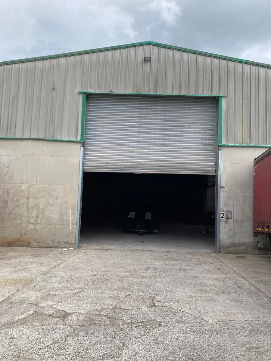 COMMERCIAL PROPERTY - Image 2