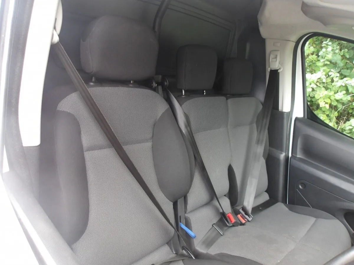 Peugeot Partner 1.6 BlueHDi 75bhp 3 Seats - Image 3