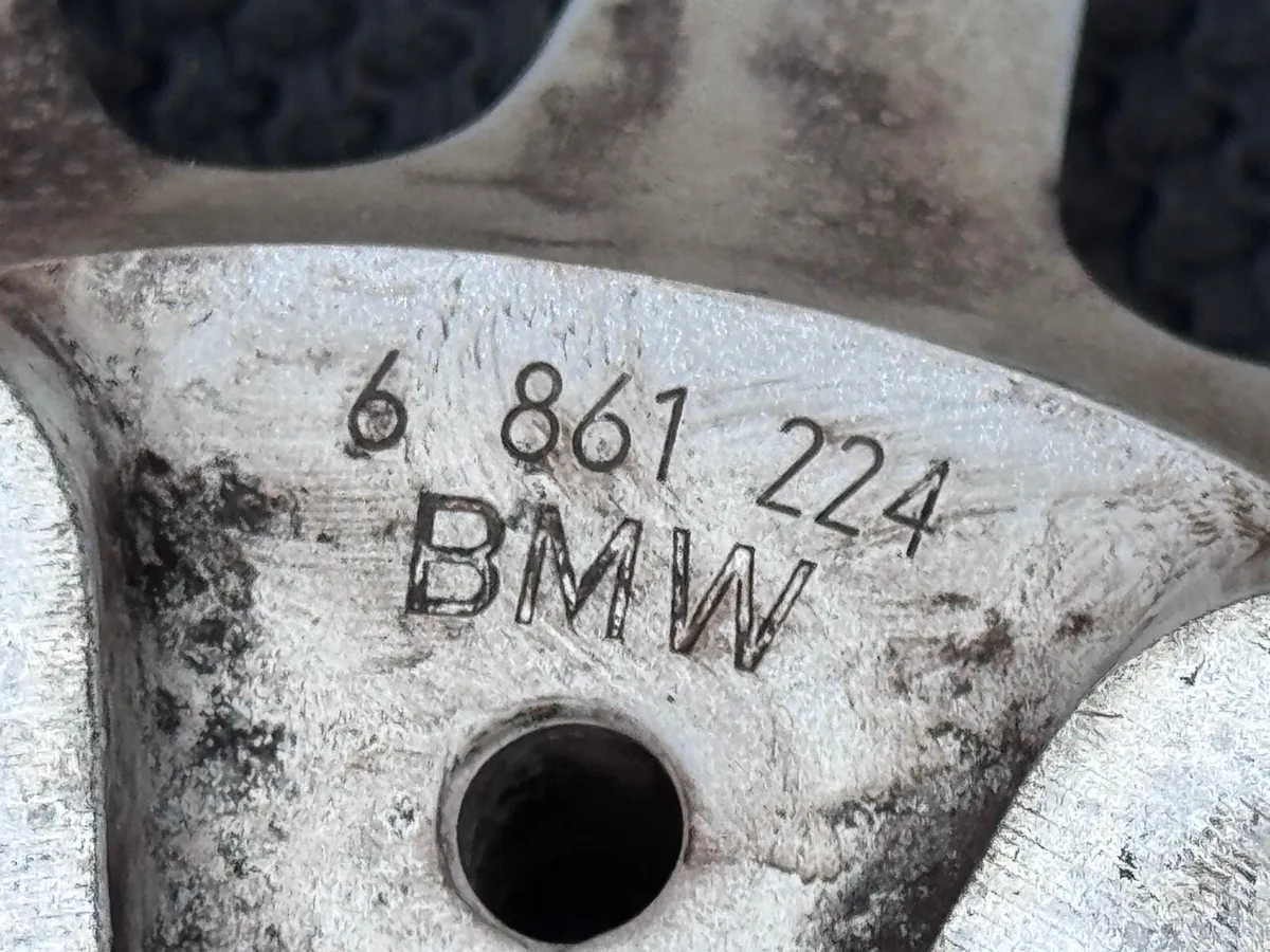 4x BMW Original Style 619 18” alloy wheels w/ TPMS - Image 3