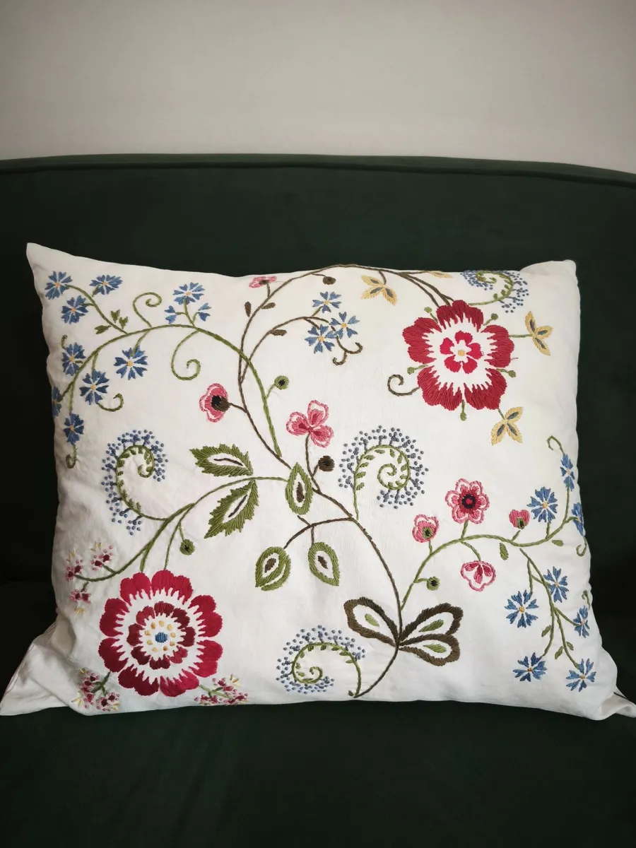 Cushion