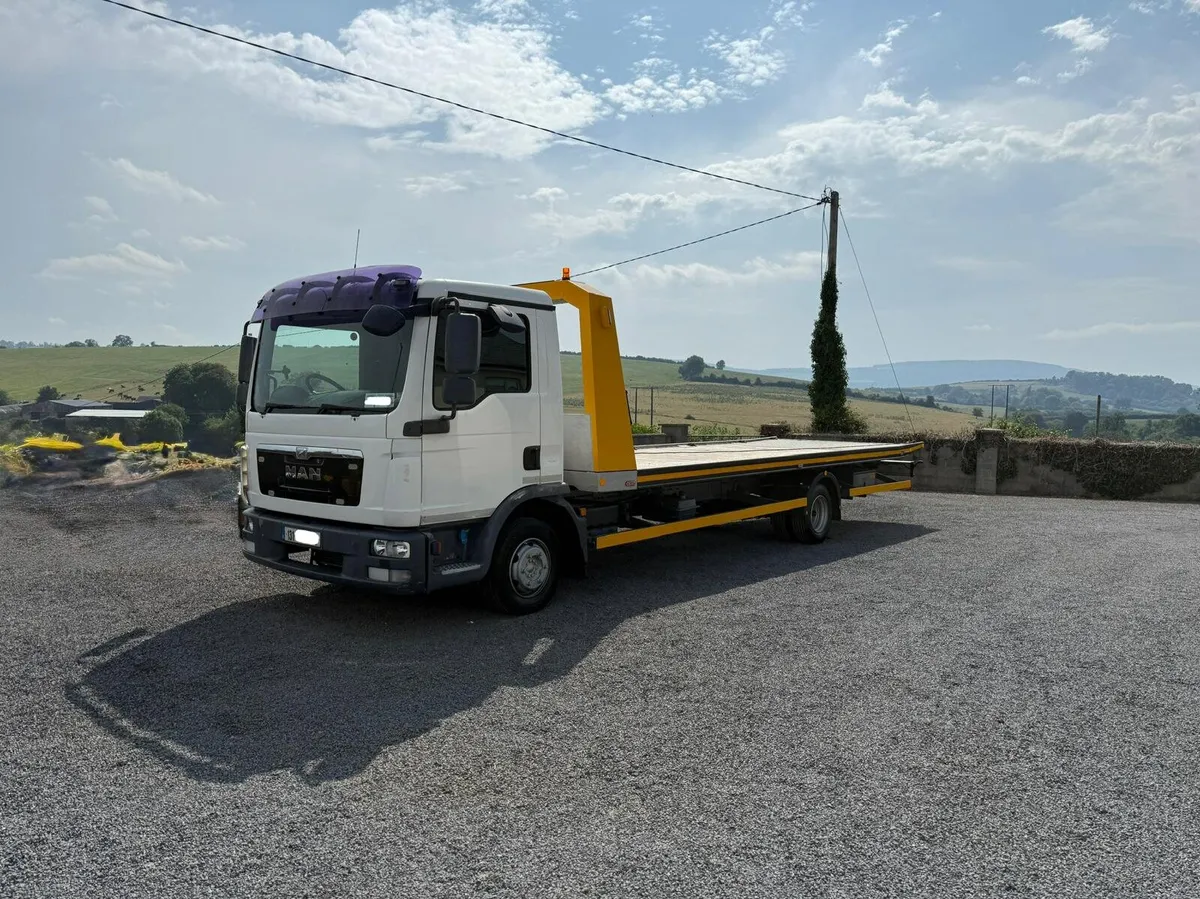 MAN TGL Recovery Truck - Image 1