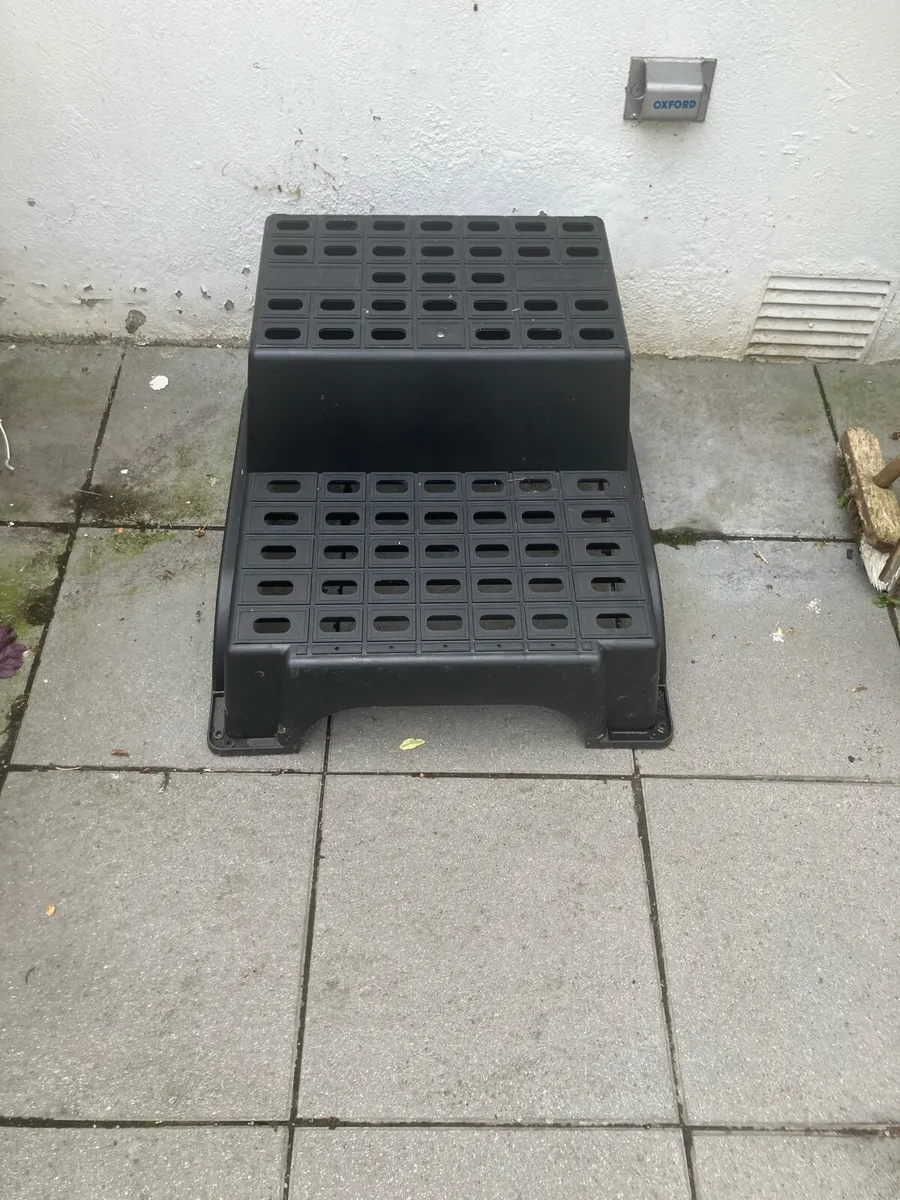 Caravan step - Image 1