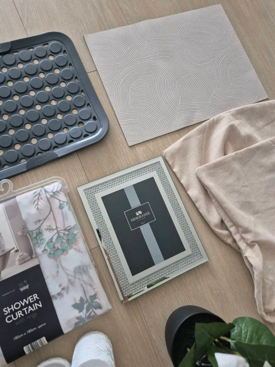 Household items - Image 4