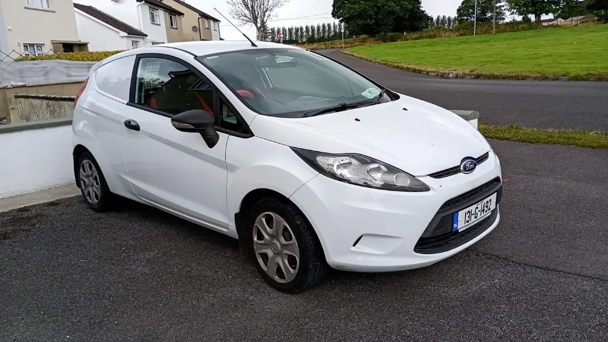 Ford Fiesta Van 1.4 Diesel – 2013 (131) - Image 1