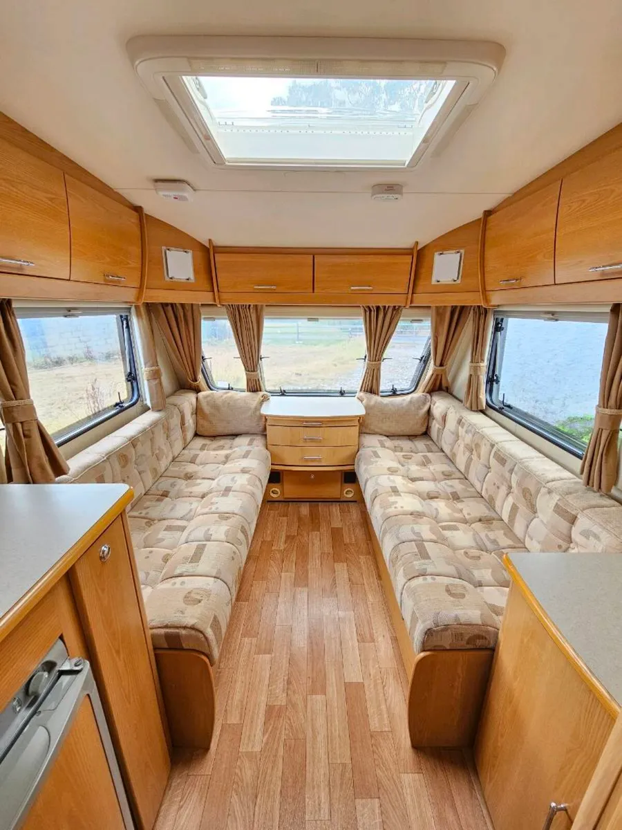 18Ft 5/6 Berth Compass Caravan For Sale - Image 2