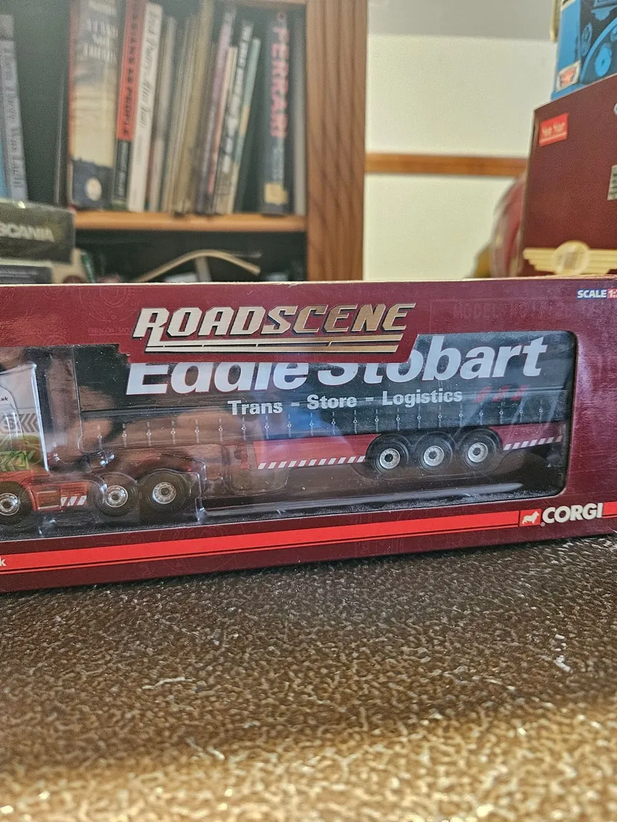 Corgi Scania Tractor Unit and Trailer Eddie Stobar - Image 3