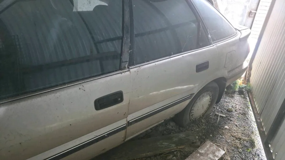 Toyota sprinter - Image 4