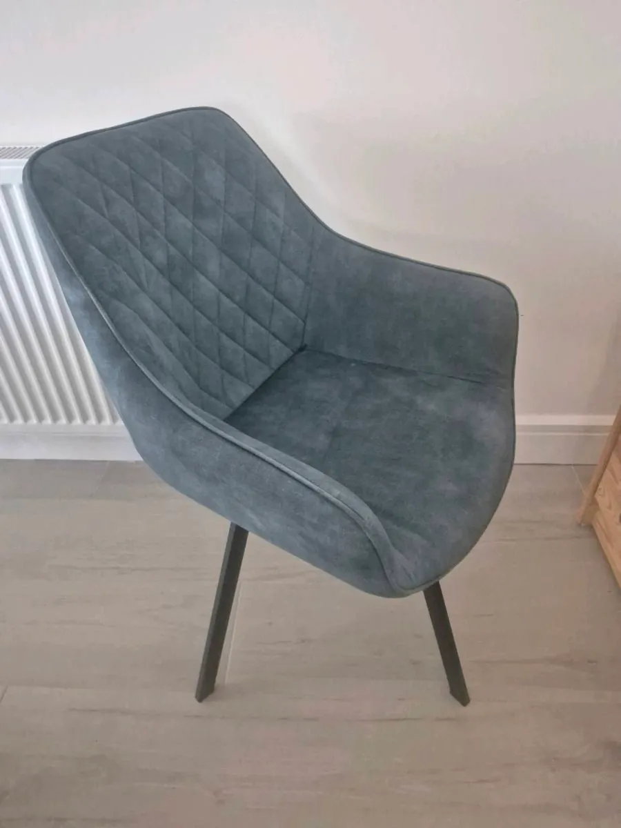 Swivel chair - free - Image 2