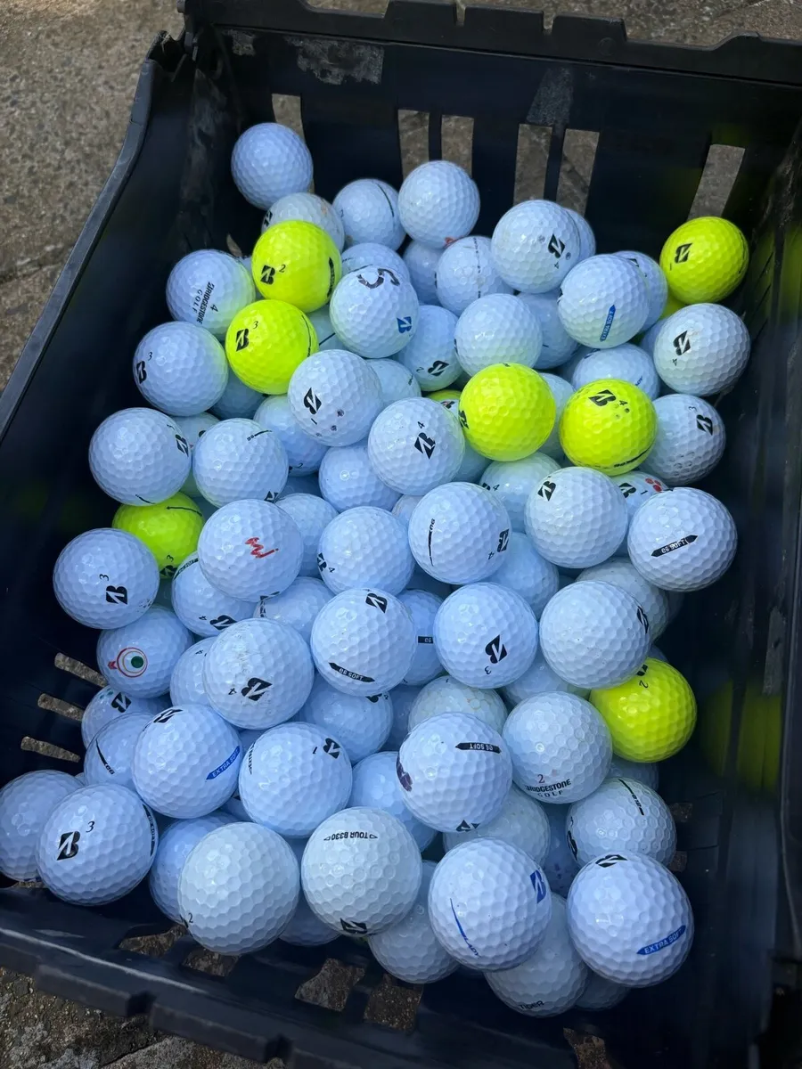 40 Bridgestone Golf Balls - Image 4