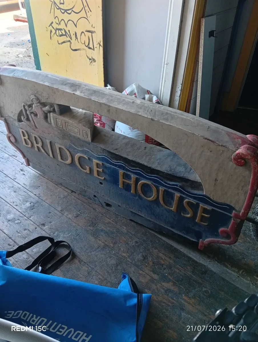 Old sign - Image 2