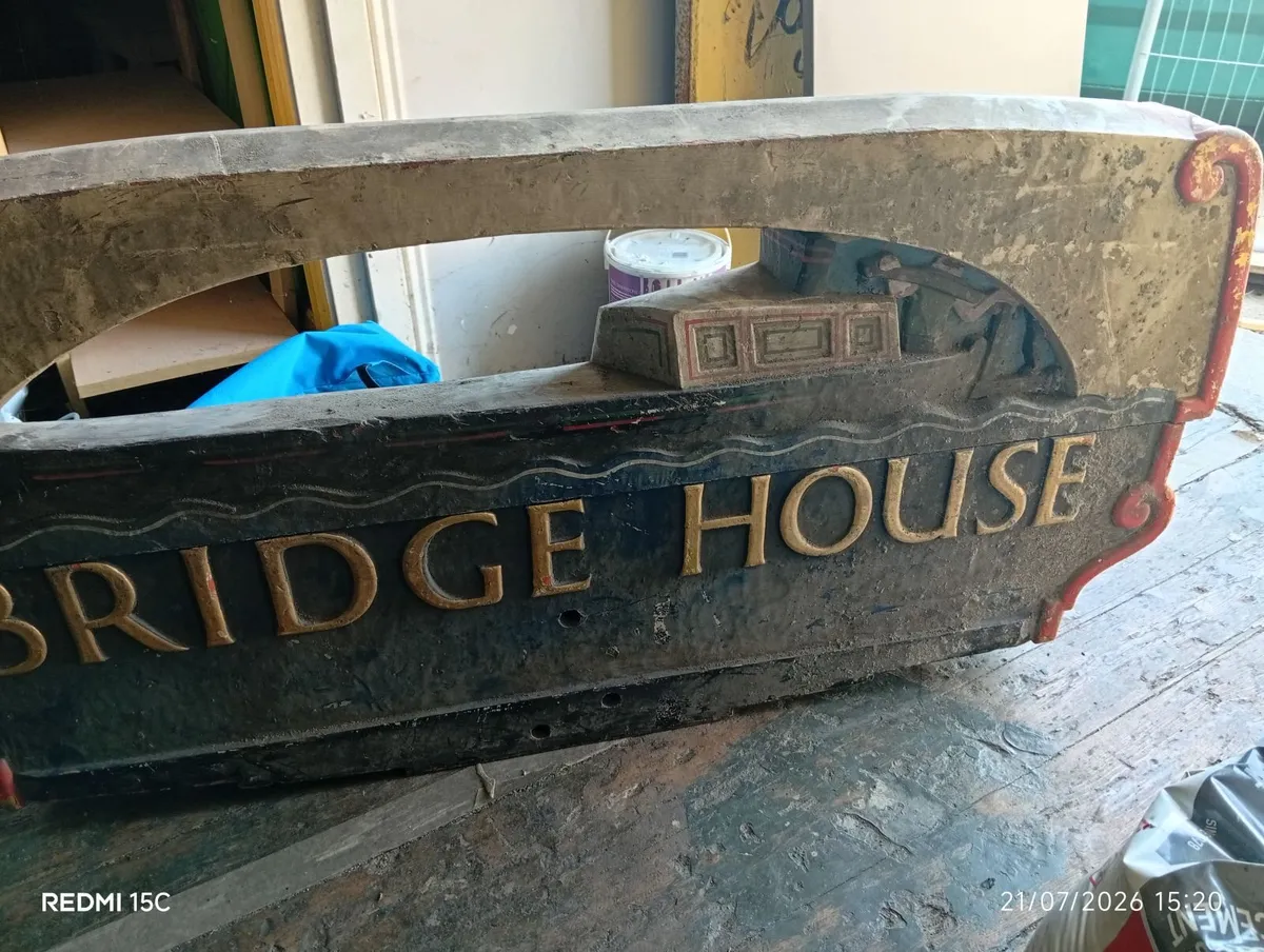 Old sign - Image 4