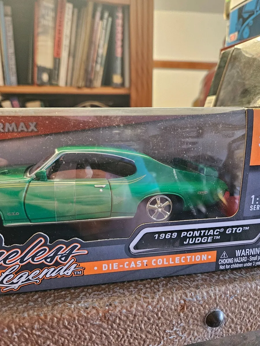 Corgi Motormax Pontiac GTO 1.24 - Image 2