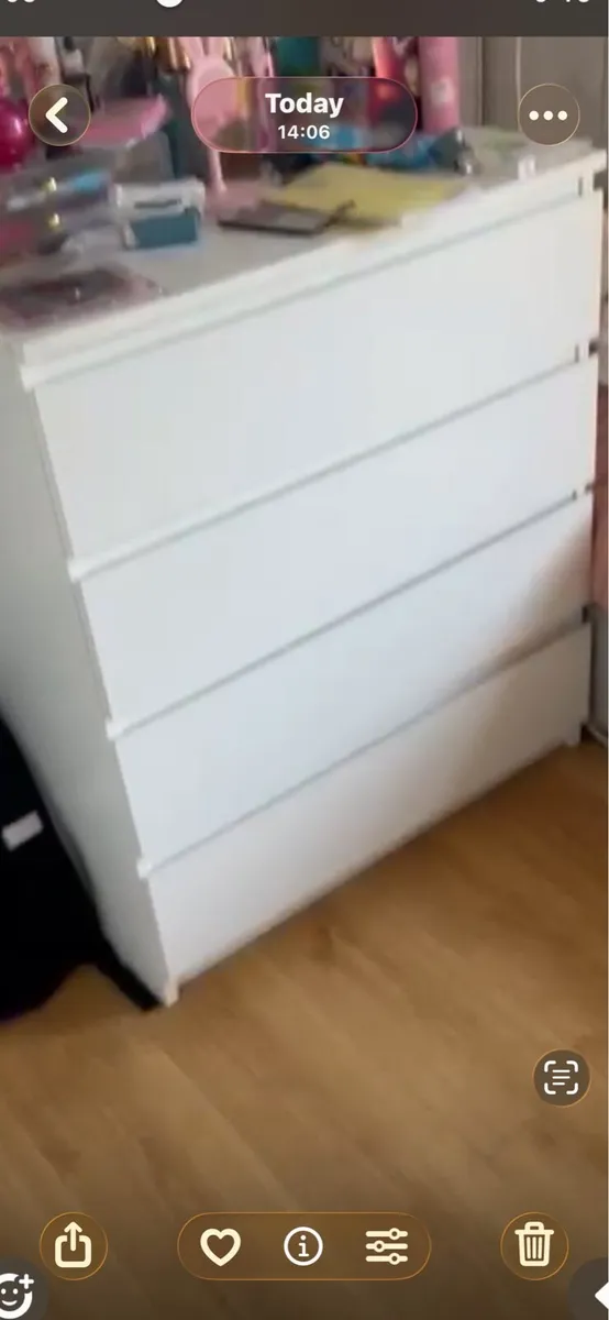 Chest of drawers - Image 2