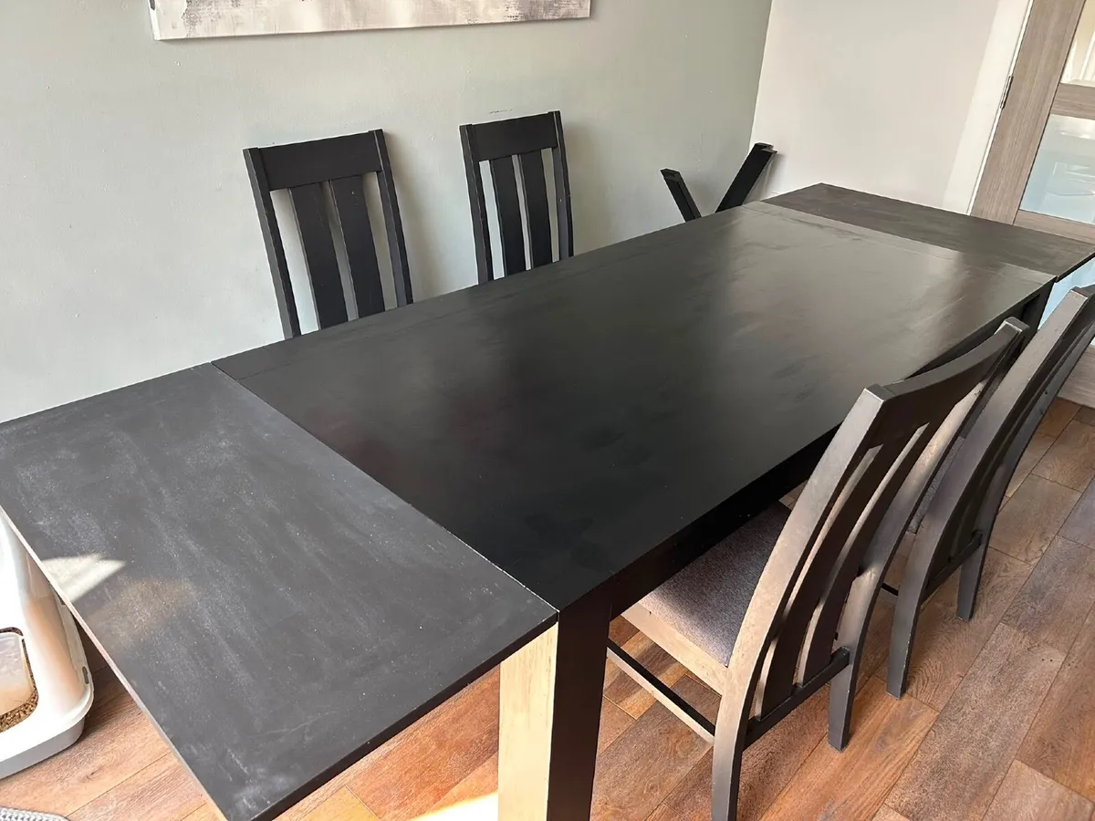 Dining table and chairs - Image 3