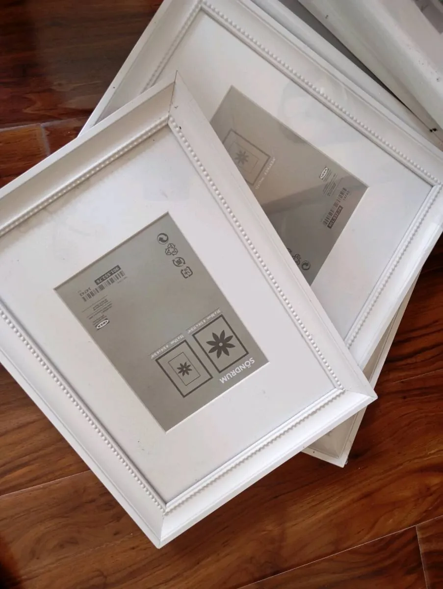 7 photo frames, New - Image 1