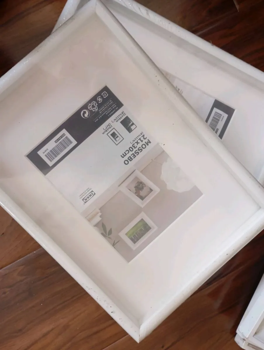 7 photo frames, New - Image 2