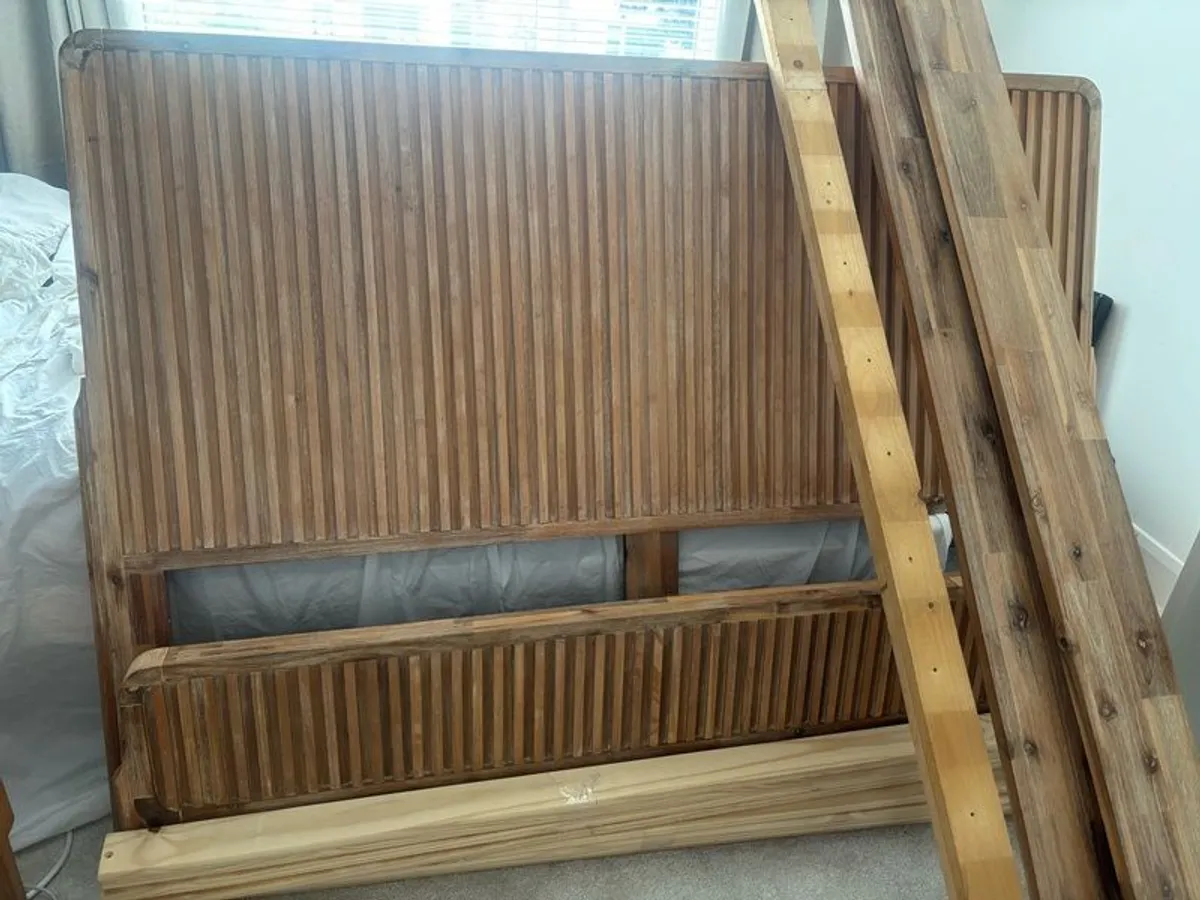 Beautiful wooden bed frame - Image 4