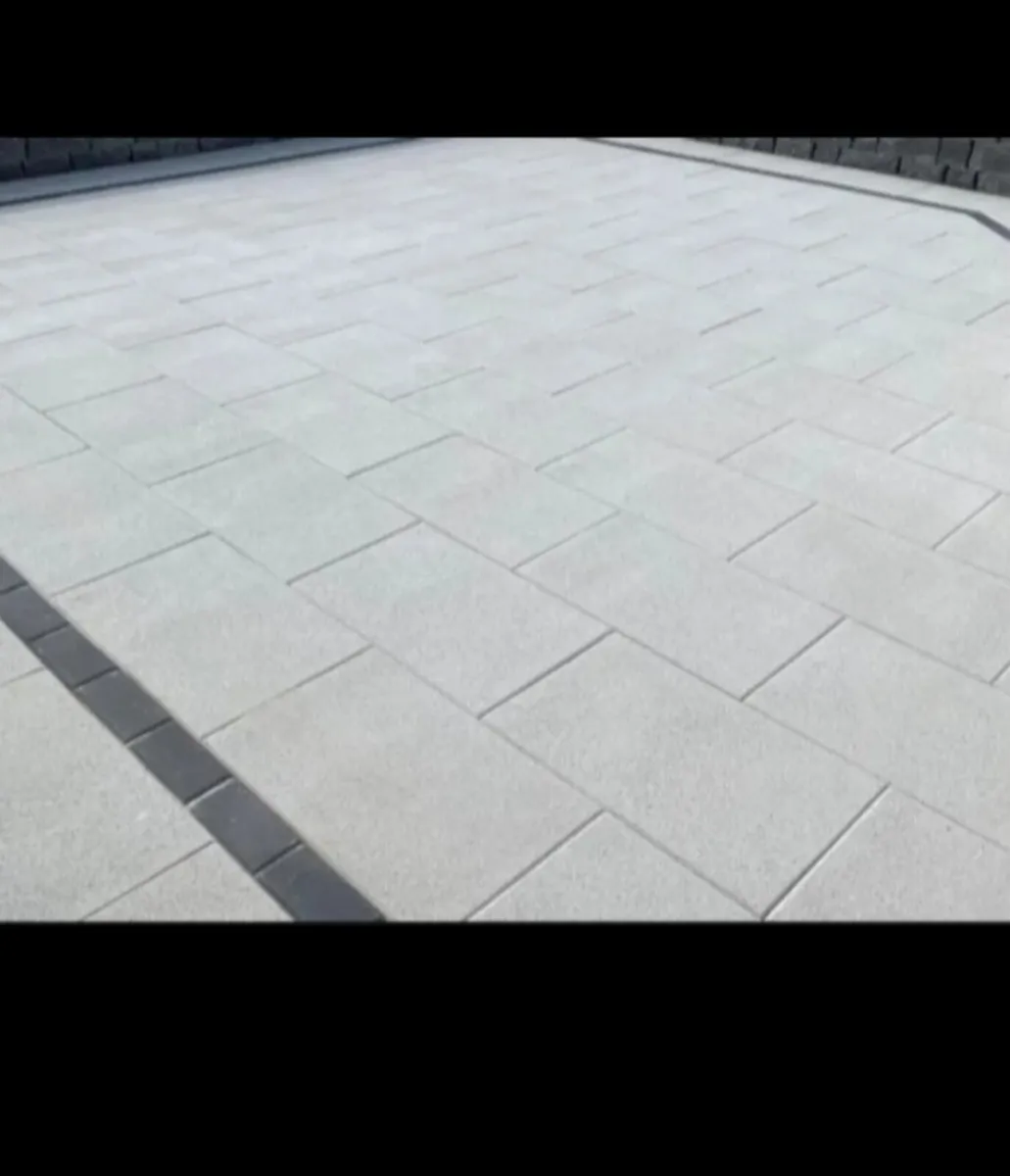 Kilsaran Newgrange Flags Buff Granite - Image 2
